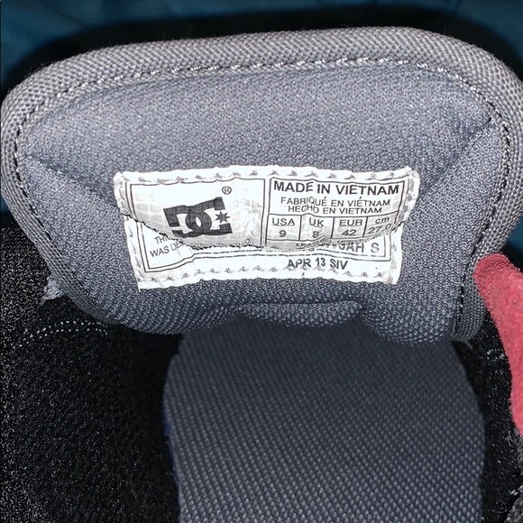 New DC grey shoes - Picture 5 of 5